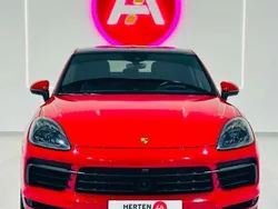 Rojo Usado 2021 Porsche Cayenne SUV | 83.900 € (Caro)