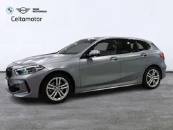Gris Usado 2024 BMW 118 Comfort Edition Utilitario | 31.400 € (Precio justo)