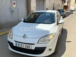 Blanco Usado 2010 Renault Mégane III Dynamique Berlina | 4200 € (Precio justo)