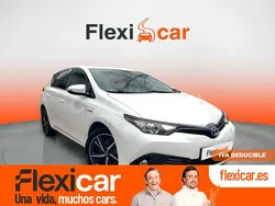 Blanco Usado 2019 Toyota Auris Hybrid Edition Berlina | 14.790 € (Precio justo)