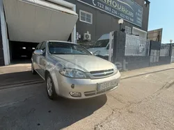 Gris / plata Usado 2009 Chevrolet Lacetti CDX Berlina | 3500 € (Un poco caro)