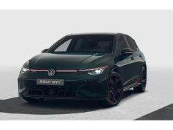 Verde musgo oscuro Nuevo 2025 VW Golf VIII GTI | 52.200 € (Precio justo)
