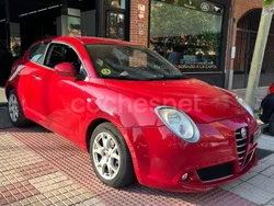 Rojo Usado 2010 Alfa Romeo MiTo Progression Utilitario | 5490 €