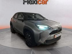 Gris Usado 2024 Toyota Yaris Hybrid Active | 19.490 € (Buen precio)