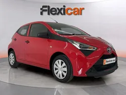 Rojo Usado 2022 Toyota Aygo X-play Utilitario | 10.190 € (Super precio)