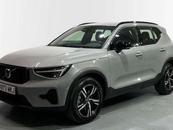 Gris Usado 2023 Volvo XC40 Plus SUV | 37.900 € (Caro)