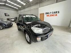 Negro Usado 2001 Toyota RAV4 Sol SUV | 9990 € (Un poco caro)