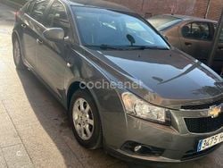 Gris / plata Usado 2012 Chevrolet Cruze LTZ Berlina | 5250 € (Precio justo)