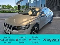 Gris plata Usado 2021 VW Passat Executive Berlina | 21.700 € (Precio justo)