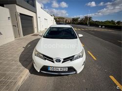 Blanco Usado 2014 Toyota Auris Hybrid Advance Berlina | 12.500 € (Precio justo)