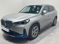 Gris plata Usado 2023 BMW iX1 Comfort Edition SUV | 42.590 € (Buen precio)