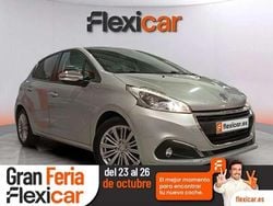 Gris Usado 2017 Peugeot 208 Allure Utilitario | 10.390 € (Precio justo)