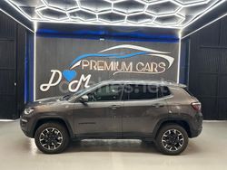 Gris / plata Usado 2021 Jeep Compass SUV | 19.999 € (Un poco caro)
