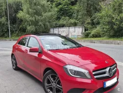 Rojo Usado 2012 Mercedes A180 Style Berlina | 11.400 € (Precio justo)