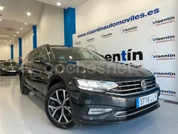 Gris / plata Usado 2021 VW Passat Executive Familiar | 15.975 € (Precio justo)