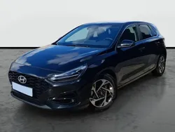 Negro phantom Usado 2024 Hyundai i30 Utilitario | 20.990 €
