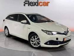 Blanco Usado 2019 Toyota Auris Hybrid Active Familiar | 14.490 € (Buen precio)