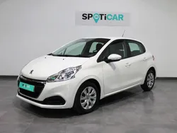 Blanco Usado 2021 Peugeot 208 Active Utilitario | 9200 € (Buen precio)