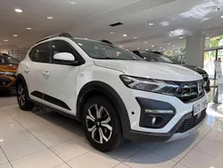 Blanco Usado 2021 Dacia Sandero Comfort Utilitario | 15.900 € (Caro)