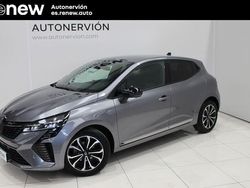 Gris Usado 2024 Renault Clio V Techno Berlina | 16.500 € (Precio justo)