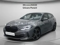 Gris / plata Usado 2024 BMW 118 Comfort Edition Utilitario | 29.200 € (Precio justo)