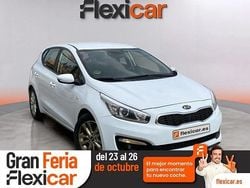 Blanco Usado 2017 Kia Ceed GT Berlina | 11.190 € (Precio justo)