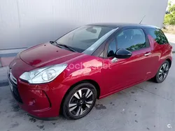 Rojo Usado 2010 Citroën DS3 Berlina | 5350 € (Precio justo)