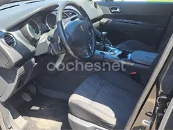 Negro Usado 2011 Peugeot 3008 Premium Berlina | 5450 € (Buen precio)