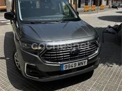 Gris / plata Usado 2024 Ford Grand Tourneo Connect Titanium Monovolumen | 29.500 € (Precio justo)