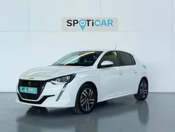 Blanco Usado 2021 Peugeot 208 Allure Utilitario | 14.900 € (Precio justo)