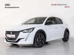 Blanco Usado 2023 Peugeot 208 GT Utilitario | 18.000 € (Precio justo)