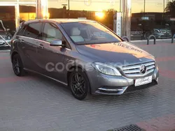 Marrón Usado 2012 Mercedes B200 Monovolumen | 18.999 €