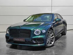 Verde Usado 2023 Bentley Flying Spur Berlina | 229.900 €
