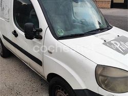 Blanco Usado 2011 Fiat Doblò Monovolumen | 2480 €