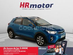 Azul Usado 2023 Kia Stonic SUV | 16.890 € (Un poco caro)
