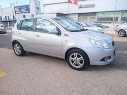 Plateado Usado 2009 Chevrolet Aveo LT Utilitario | 5800 € (Un poco caro)