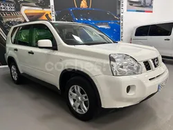 Blanco Usado 2009 Nissan X-Trail SE SUV | 4999 €