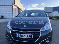 Gris / plata Usado 2015 Peugeot 208 Active Utilitario | 6999 € (Buen precio)