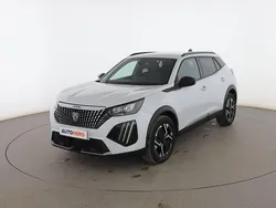 Blanco Usado 2024 Peugeot 2008 Allure SUV | 20.499 € (Un poco caro)