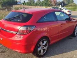 Rojo Usado 2007 Opel Astra GTC Sport Berlina | 2600 € (Precio justo)