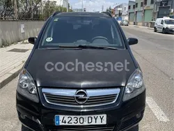 Negro Usado 2006 Opel Zafira Enjoy Monovolumen | 2700 € (Buen precio)