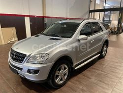 Gris / plata Usado 2008 Mercedes ML320 SUV | 15.900 € (Caro)