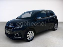 Gris / plata Usado 2021 Peugeot 108 Active Utilitario | 11.709 € (Un poco caro)
