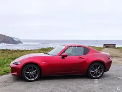 Granate Usado 2018 Mazda MX5 Descapotable | 29.900 € (Caro)