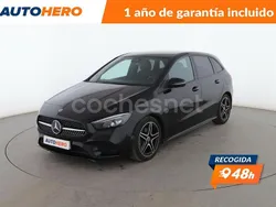 Negro Usado 2022 Mercedes B180 AMG line Monovolumen | 28.899 € (Precio justo)
