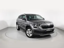 Gris Usado 2022 Skoda Kodiaq Ambition SUV | 30.900 € (Precio justo)