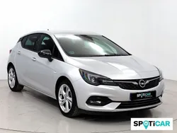 Gris Usado 2021 Opel Astra GS Line Berlina | 15.500 € (Precio justo)