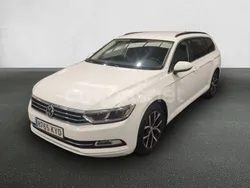 Blanco Usado 2019 VW Passat Advance Familiar | 15.900 € (Precio justo)