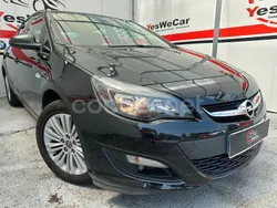 Negro Usado 2015 Opel Astra Selective Berlina | 9990 € (Buen precio)