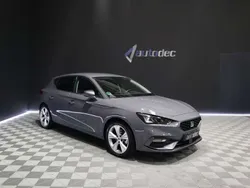 Gris Usado 2024 Seat Leon FR Utilitario | 23.490 € (Buen precio)